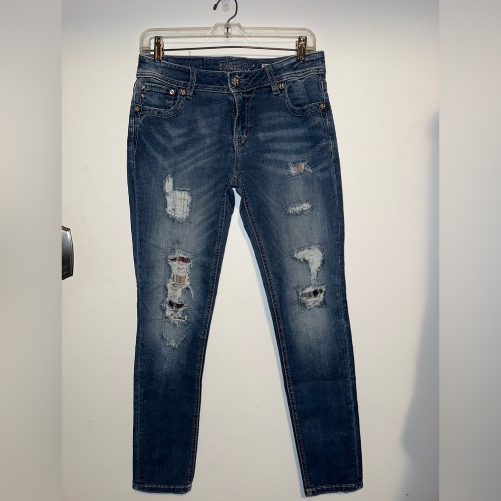 Miss Me distress signature skinny jean